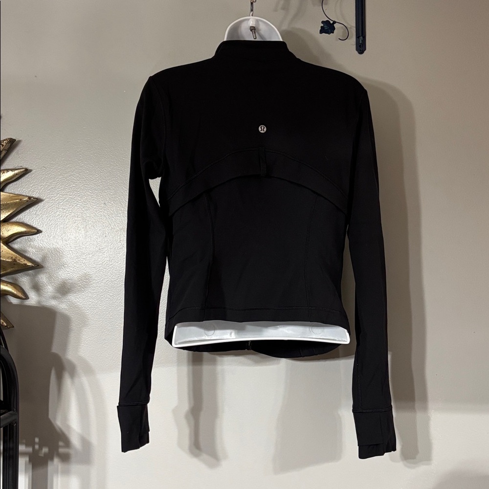 Lululemon Black Define Jacket Flawed! - image 6